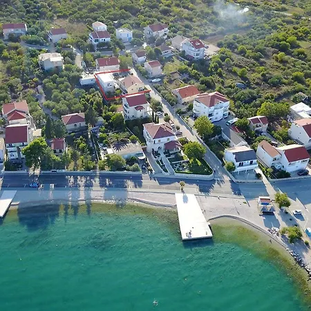 Διαμέρισμα Beach *